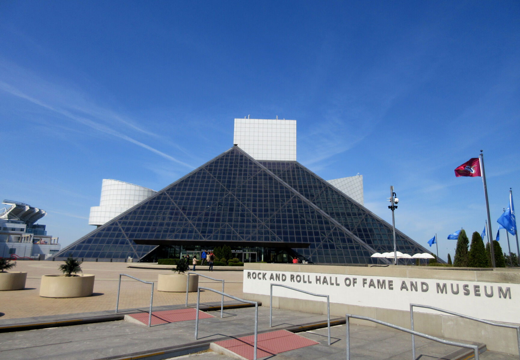 1993: Rock and Roll Hall of Fame